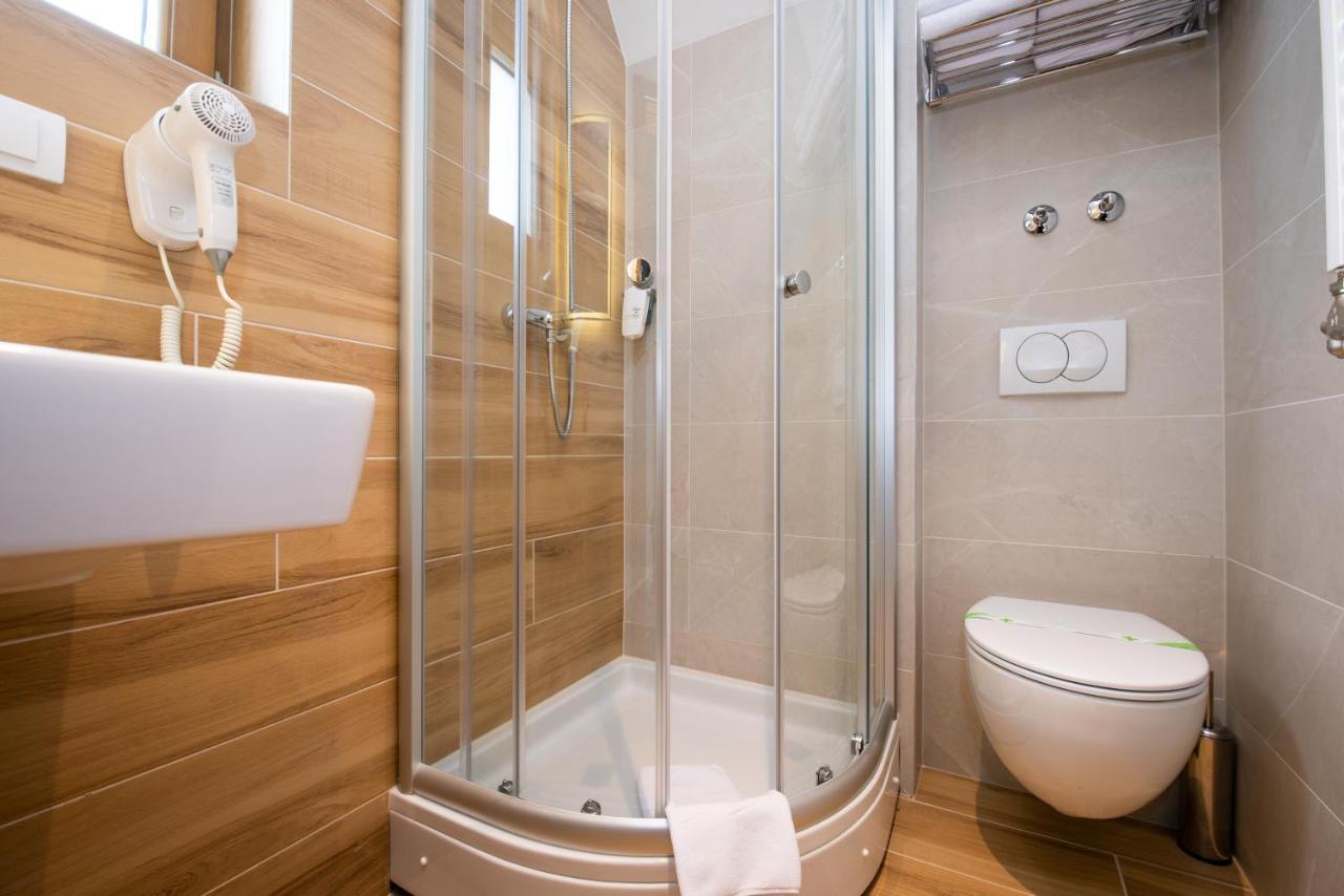 Hotel Rajska Dolina Núi Jahorina Ngoại thất bức ảnh
