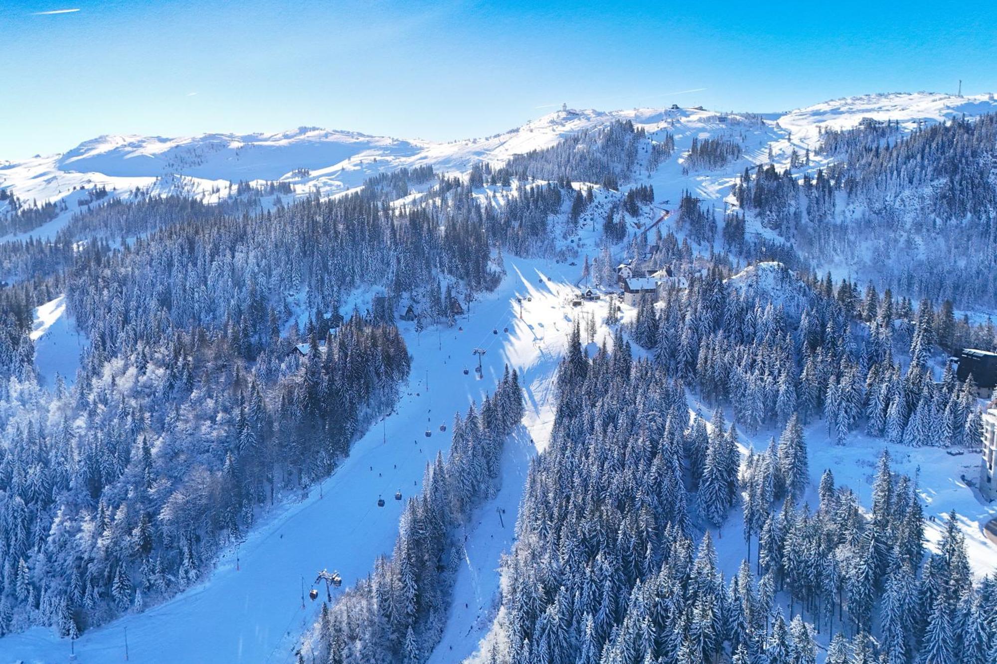 Hotel Rajska Dolina Núi Jahorina Ngoại thất bức ảnh